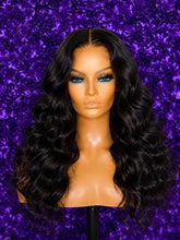Load image into Gallery viewer, Full 13x4 Lace Frontal Wig
